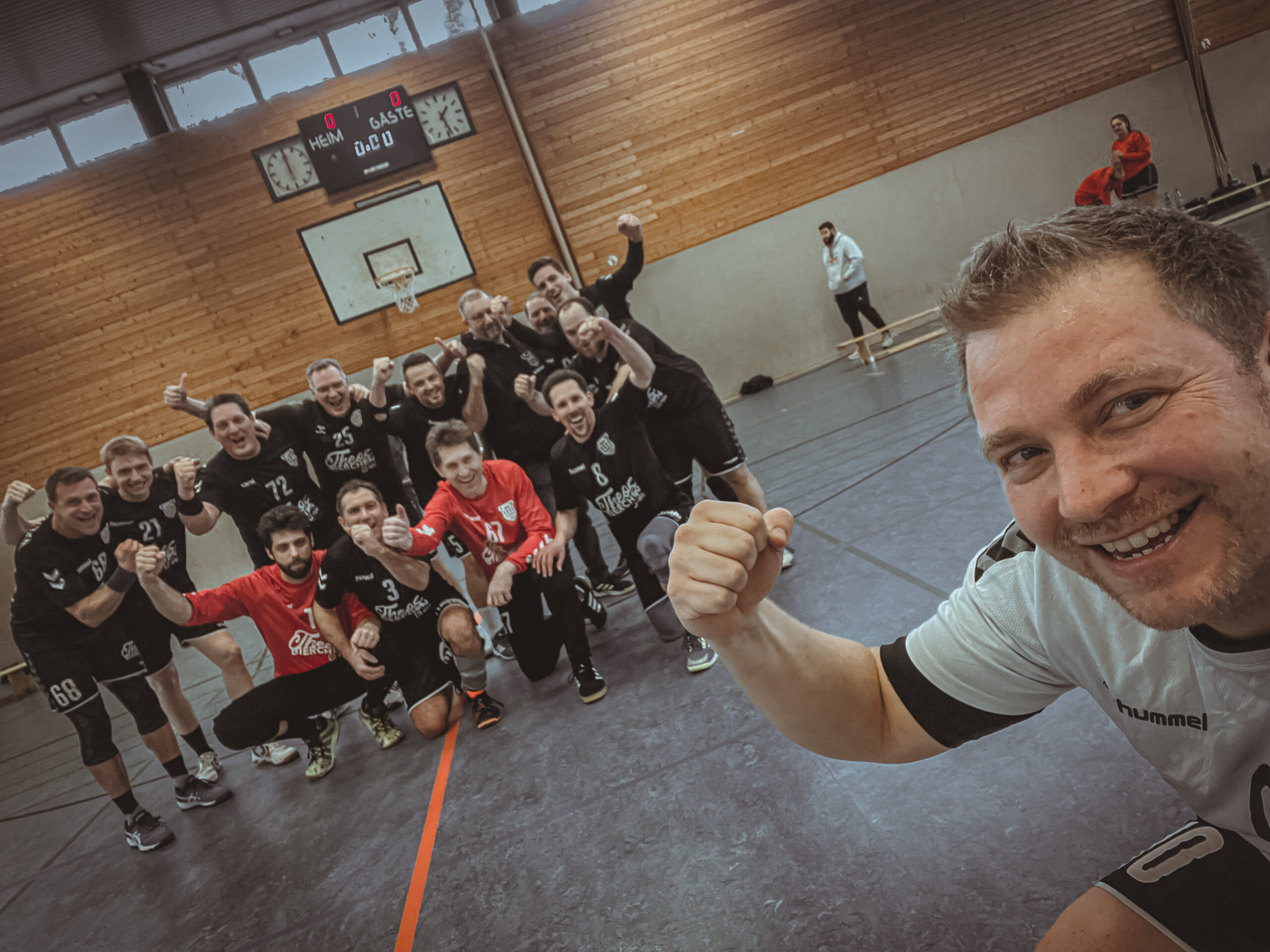 Auswärtserfolg der zweiten Herren gegen Tabellenzweiten TSV Norf